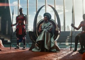 Sophia Mendonça comenta o candidato ao Oscar 2023 Pantera Negra - Wakanda Para Sempre. Porém, nem Angela Bassett salva essa continuação.