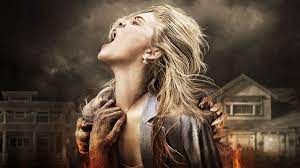 Arraste-me para o Inferno é terrir de alto nível. Filme se beneficia da força da protagonista Alison Lohman.