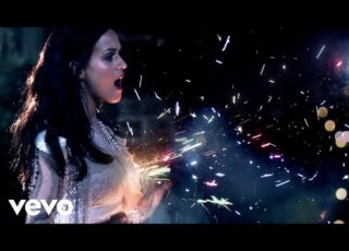 Você sabia que a música Firework, de Katy Perry, é um hino budista? Confira a crítica de Sophia Mendonça, que associa a canção à Soka Gakkai.