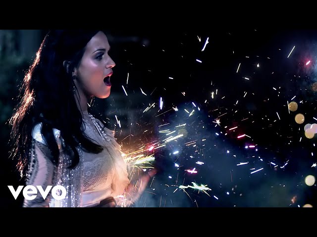 Você sabia que a música Firework, de Katy Perry, é um hino budista? Confira a crítica de Sophia Mendonça, que associa a canção à Soka Gakkai.