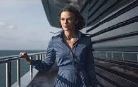 A Mulher na Cabine 10 é bom? A tensão em A Mulher na Cabine 10, suspense da Netflix que remete aos clássicos de Agatha Christie.